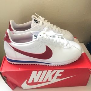 Nike Cortez (Like NEW!)